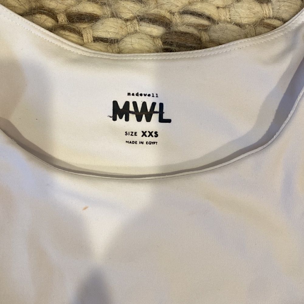 Madewell MWL Flex Cutout-Back Tank* - Picture 8 of 9